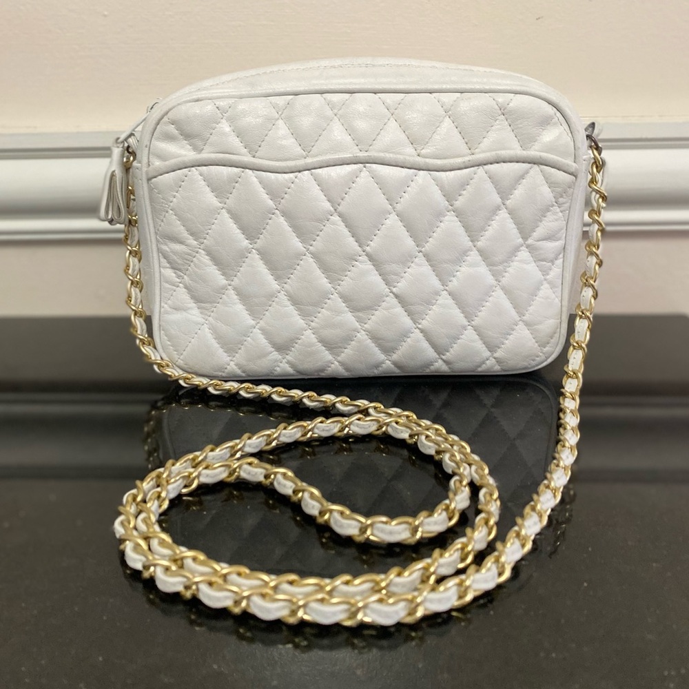 Elegant White Quilted leather bag
